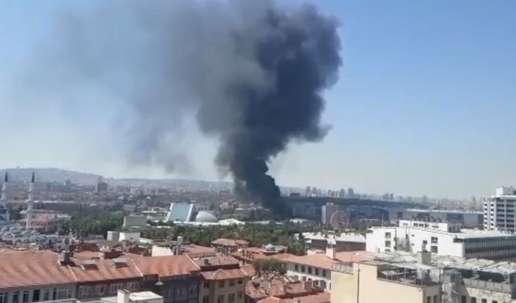 Ankara’da YHT garı binası yanındaki inşaatta yangın
