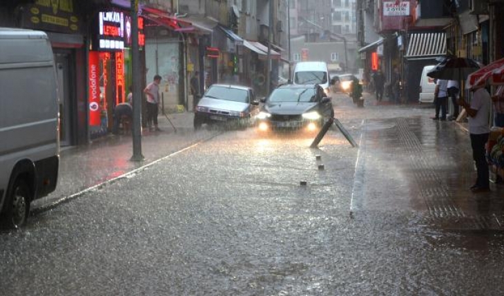 Orta ve Doğu Karadeniz için aşırı yağış uyarısı