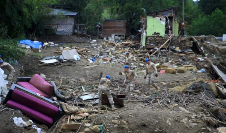 Sel felaketinde can kaybı 59'a yükseldi