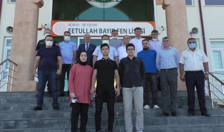 YKS’de Beyşehir’in şampiyon öğrencileri altınla ödüllendirildi