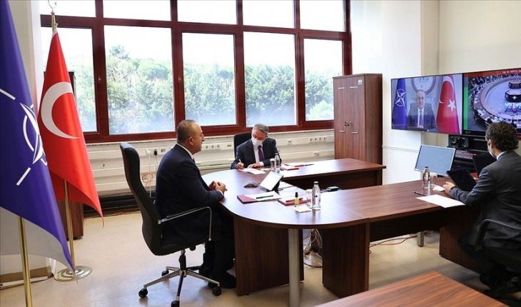 NATO dışişleri bakanları, Taliban'ı tahliyeleri kolaylaştırmaya çağırdı