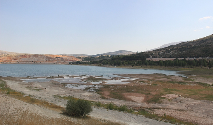 Kuraklık sonrası artan sulu tarım, yer altı sularını ciddi oranda etkiledi