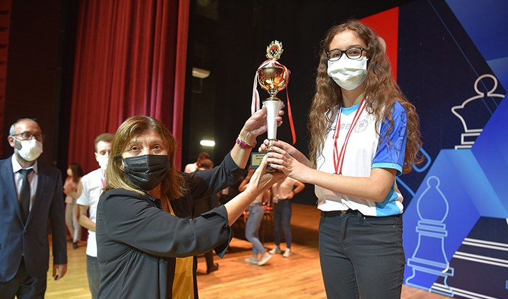 Türkiye Satranç Şampiyonasında Selçuklu Belediyespor’dan ikincilik