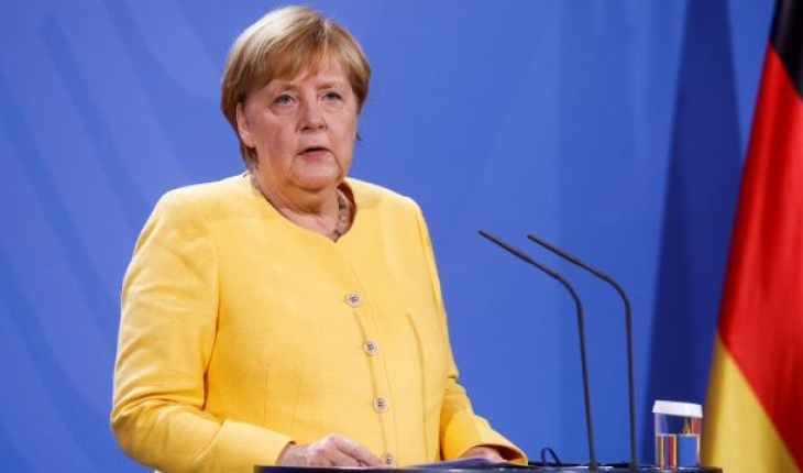 Taliban, Merkel'i Afganistan'a davet etti