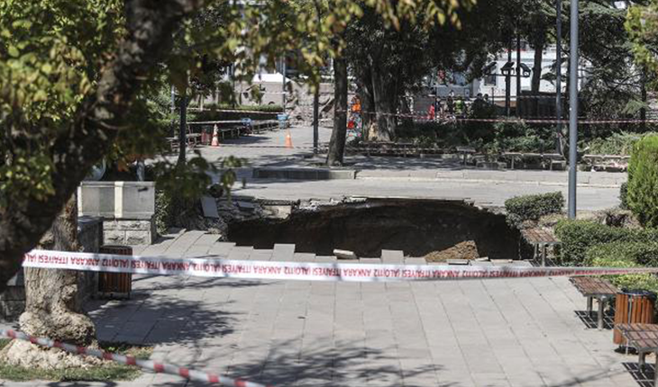 Ankara’da metro inşaatında göçük oluştu