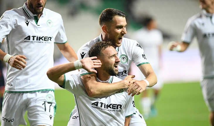 Konyaspor'da 8 futbolcu geldi, 15 gitti