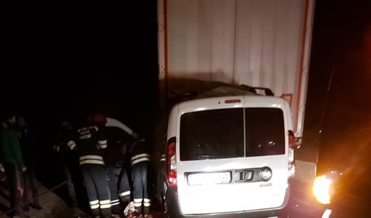 Konya’da tıra arkadan çarpan hafif ticari aracın sürücüsü öldü