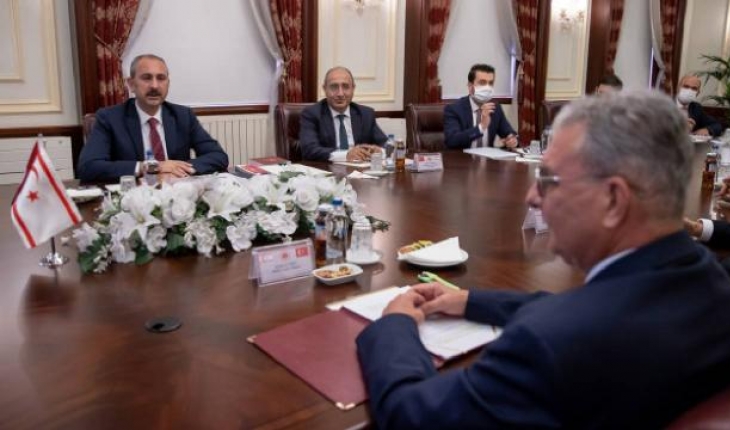 Bakan Gül, KKTC İçişleri Bakanı Evren ile görüştü
