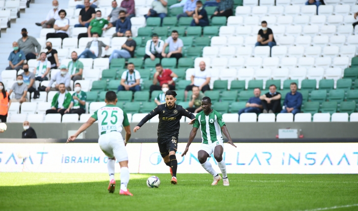 Konyaspor deplasmandan 1 puanla döndü