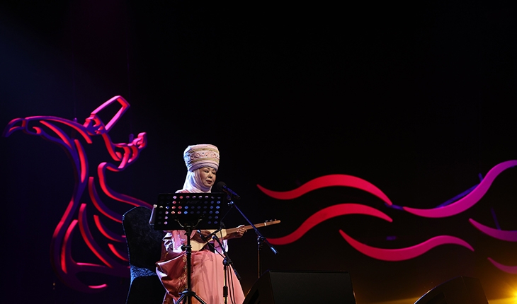 Mistik Müzik Festivalinde Kırgızistan’dan Salamat Sadıkova sahne aldı