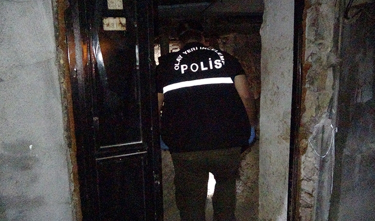 Evinin altında define arayan adam ölü bulundu