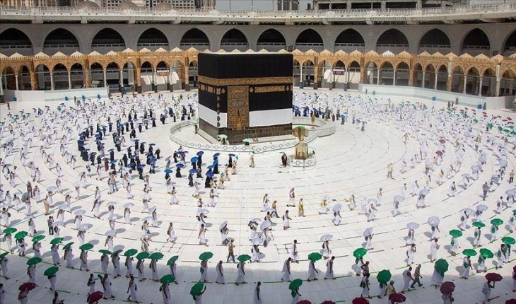 Suudi Arabistan sadece 2 doz Kovid-19 aşısı olanlara umre izni verecek