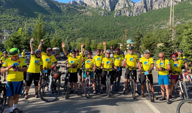 "Gençlere büyük önem veriyoruz"