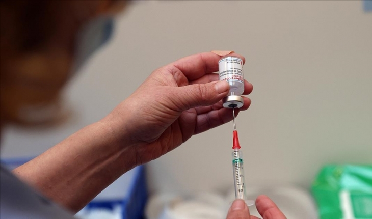 İki doz aşısını yaptıranların oranı 33 ilde yüzde 75'i geçti