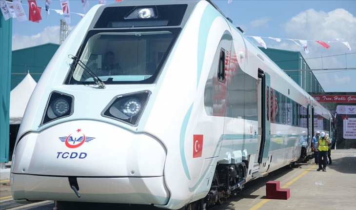 Fabrika testleri tamamlanan ’milli elektrikli tren’ gelecek yıl raylarda olacak