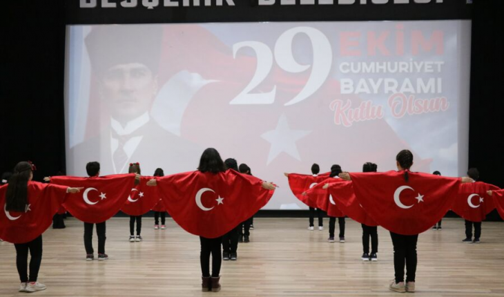 Konya'nın ilçelerinde Cumhuriyet Bayramı coşkusu