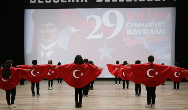 Konya'nın ilçelerinde 29 Ekim Cumhuriyet Bayramı coşkusu