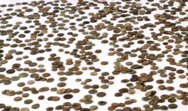 Çeşitli dönemlere ait 2 bin 460 sikke ele geçirildi