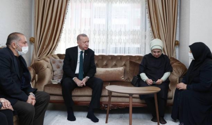 Cumhurbaşkanı Erdoğan’dan Başak Cengiz’in ailesine taziye ziyareti