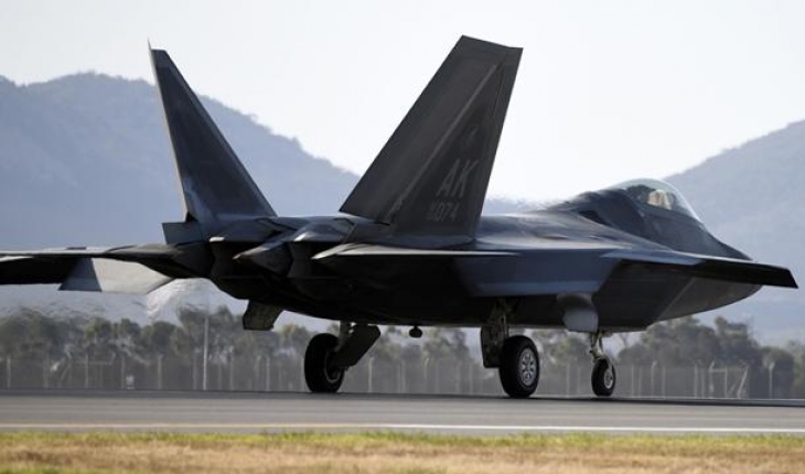 İngiliz F35'i denize düştü