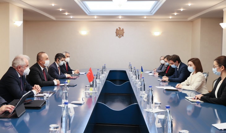Dışişleri Bakanı Çavuşoğlu, Moldova Cumhurbaşkanı ve Başbakanıyla görüştü