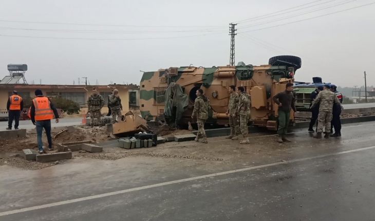 Hatay’da devrilen zırhlı araçtaki askerler yaralandı