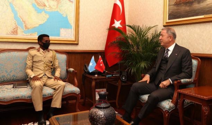 Bakan Akar, Somali Genelkurmay başkanı Rage'yi kabul etti