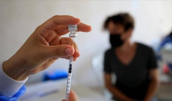 Bakanlıktan ’aşıların son kullanma tarihi geçti’ iddialarına yanıt: Söz konusu değil