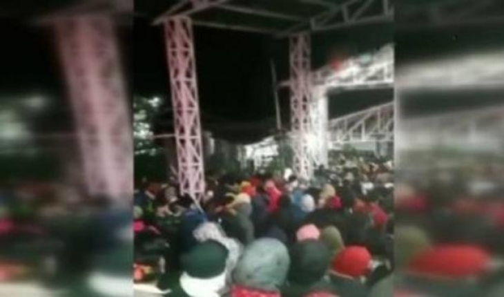 Cammu Keşmir’de Hindu tapınağında izdiham: 12 ölü