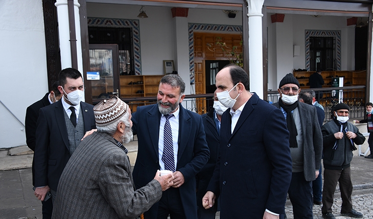 Başkan Altay yılın son günü Derbent’te vatandaşlarla buluştu