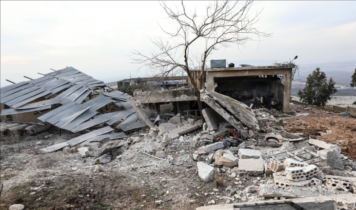 Rus savaş uçağı İdlib’de su dağıtım istasyonunu bombaladı