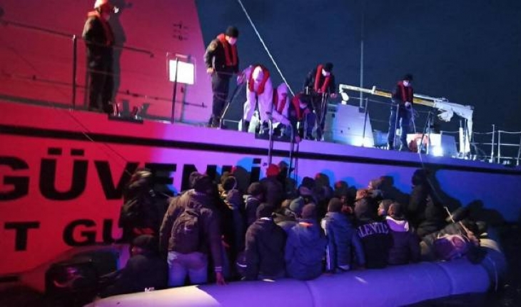 Lastik botla sürüklenen 39 düzensiz göçmen kurtarıldı