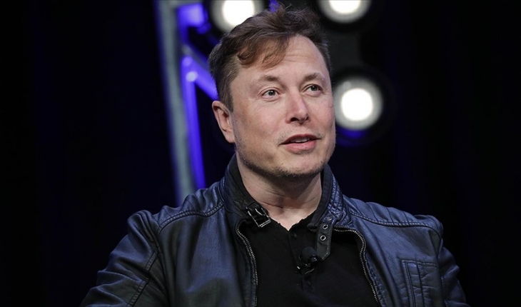 Elon Musk: Biden insan formunda rutubetli bir kukla