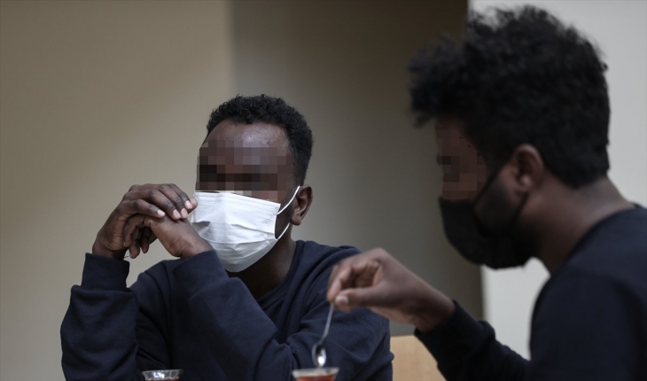 Yunan askerinin denize attığı Yemenli Kalla konuştu