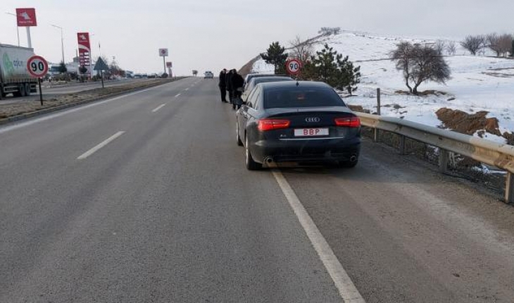 BBP Genel Başkanı Destici’nin içinde bulunduğu araç kaza yaptı