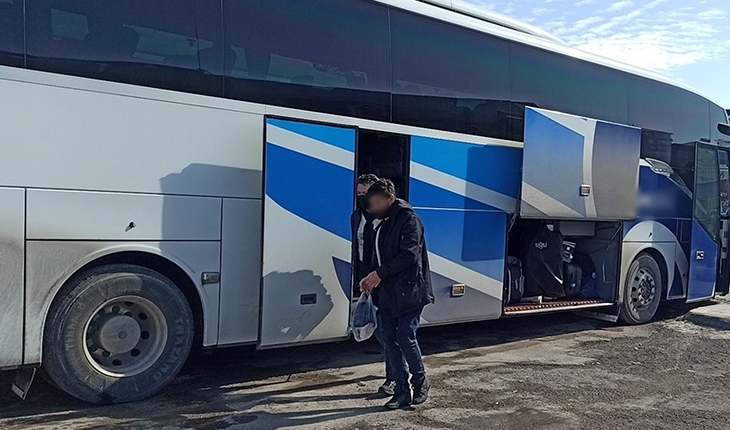 Şehirlerarası otobüsteki yolcunun üzerinden eroin çıktı