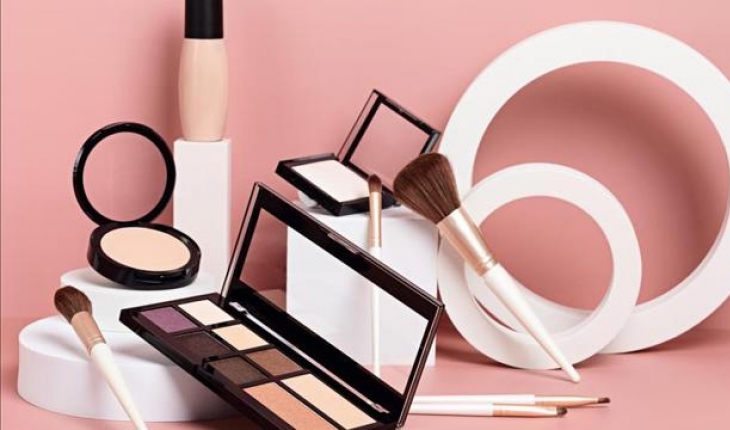 İnternetten alınan bazı kozmetik ürünler sağlığı tehdit ediyor