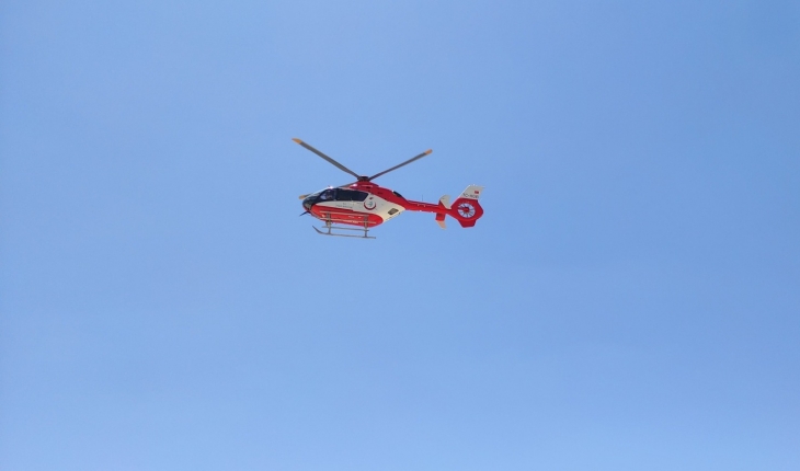 Konya’da ambulans helikopter aort damarı yırtılan hasta için havalandı
