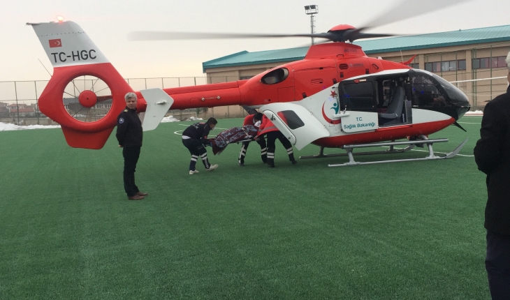 Konya’da ambulans helikopter kalp krizi geçiren hasta için havalandı