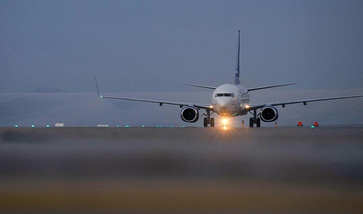 Hava yoluyla taşınacak yolcu sayısında 2023 hedefi 216,6 milyon