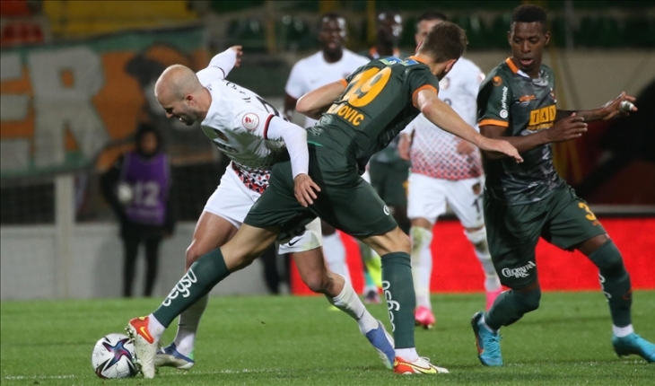 Ziraat Türkiye Kupası'nda yarı final eşleşmeleri belli oldu