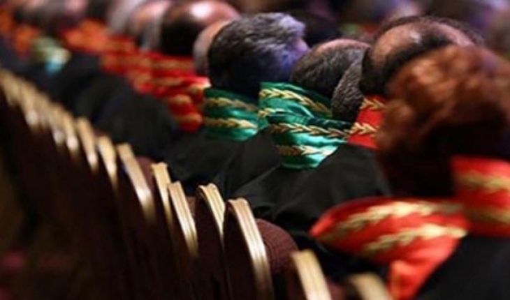 Hakim ve savcıların 'Sosyal Medya Kullanım Rehberi' kabul edildi