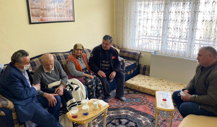 Seydişehir Belediye Başkanı Tutal, yaşlıları evlerinde ziyaret etti