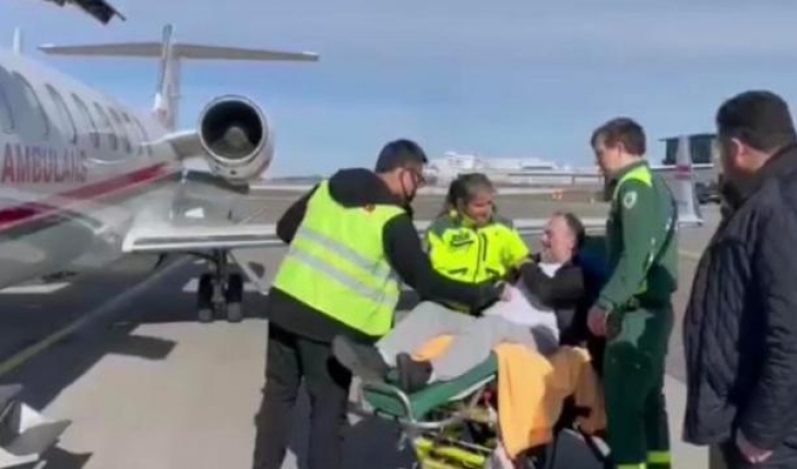 Ambulans uçak bu kez İsveç’e havalandı