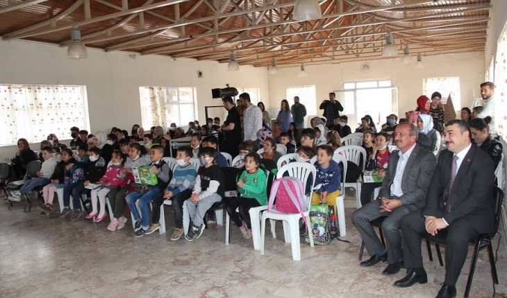 Yalıhüyük'te kukla tiyatro gösterisi yapıldı