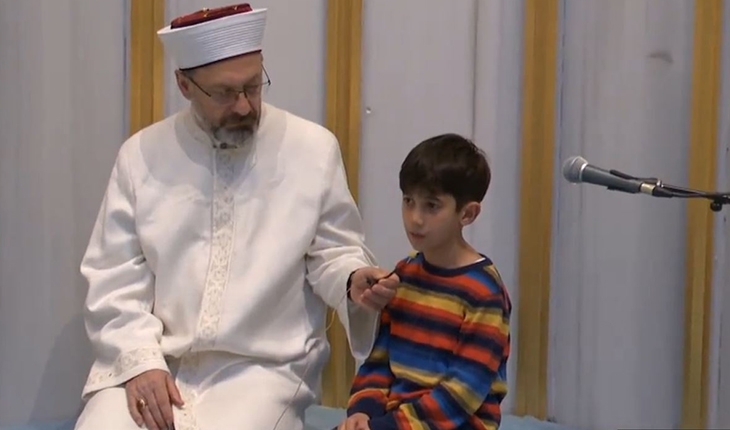 Ali Erbaş: Çocuklar camilerimizin süsüdür