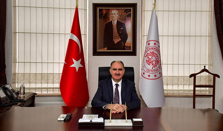 Vali Özkan 23 Nisan Ulusal Egemenlik ve Çocuk Bayramı’nı kutladı