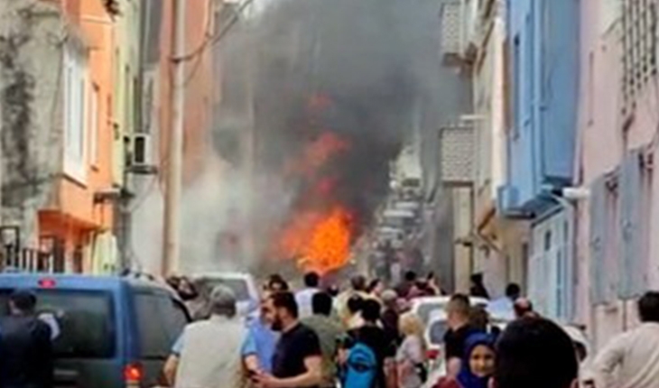 Bursa’da eğitim uçağı evlerin arasına düştü: 2 ölü