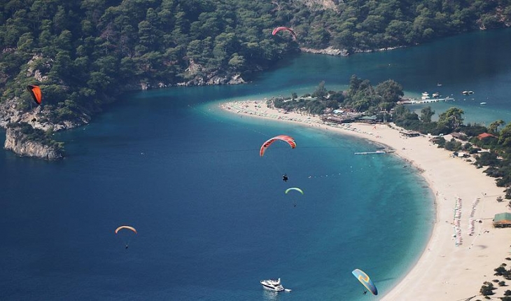Türkiye 5 milyar 454 milyon 488 bin dolar turizm geliri elde etti