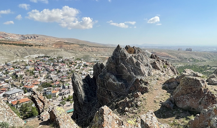 Konya'nın tarihi mahallesinde afet riskini önleme çalışması